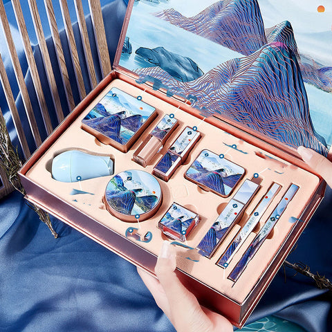 Ten Piece Makeup Kit Gift Box Ten Piece Makeup Kit Gift Box